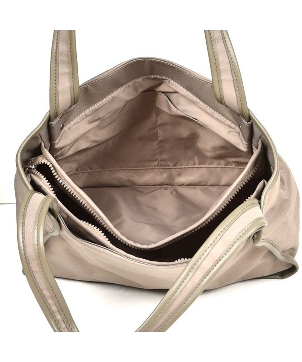 Y'SACCS ヒートエンボス ポルカドットトート Mサイズ 