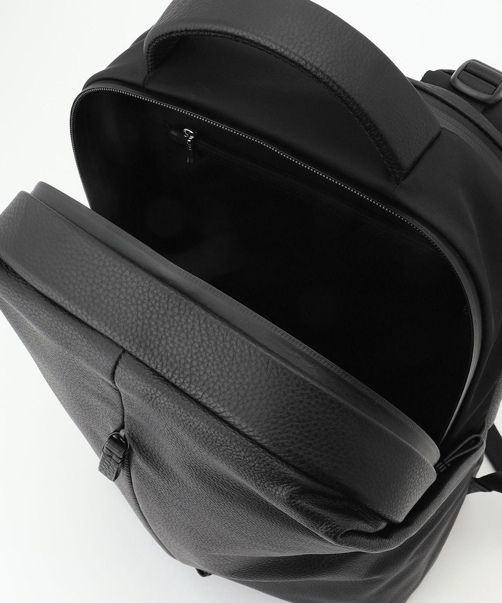 Y'SACCS 【MADE IN JAPAN】　WELLBA　人間工学バックパック　Mサイズ 