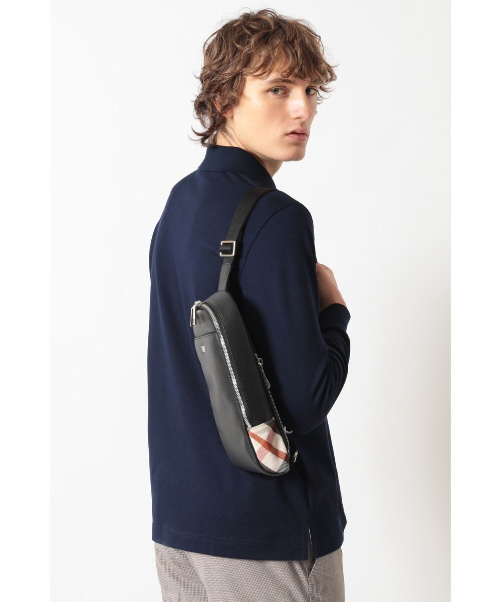 DAKS レザー×ハウスチェックディテール フラップショルダーバッグ 