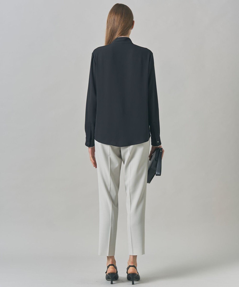 ICB L 【接触冷感・UVケア・速乾・洗える】BackSatinAmunzen 配色ボウタイブラウス 