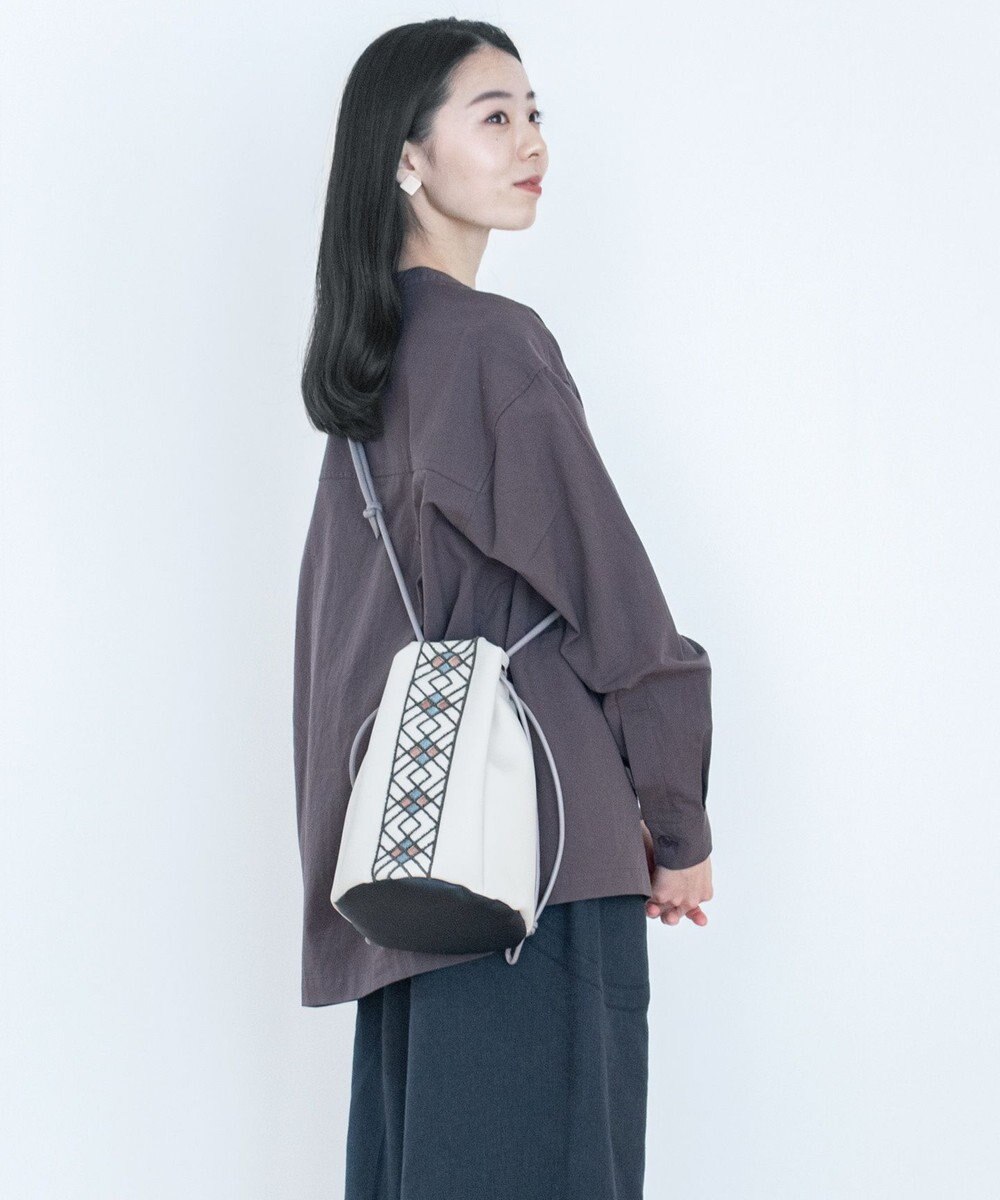 ショルダーの長さ調節可能/軽量】<Upcycle bag> cross - M 巾着バッグ