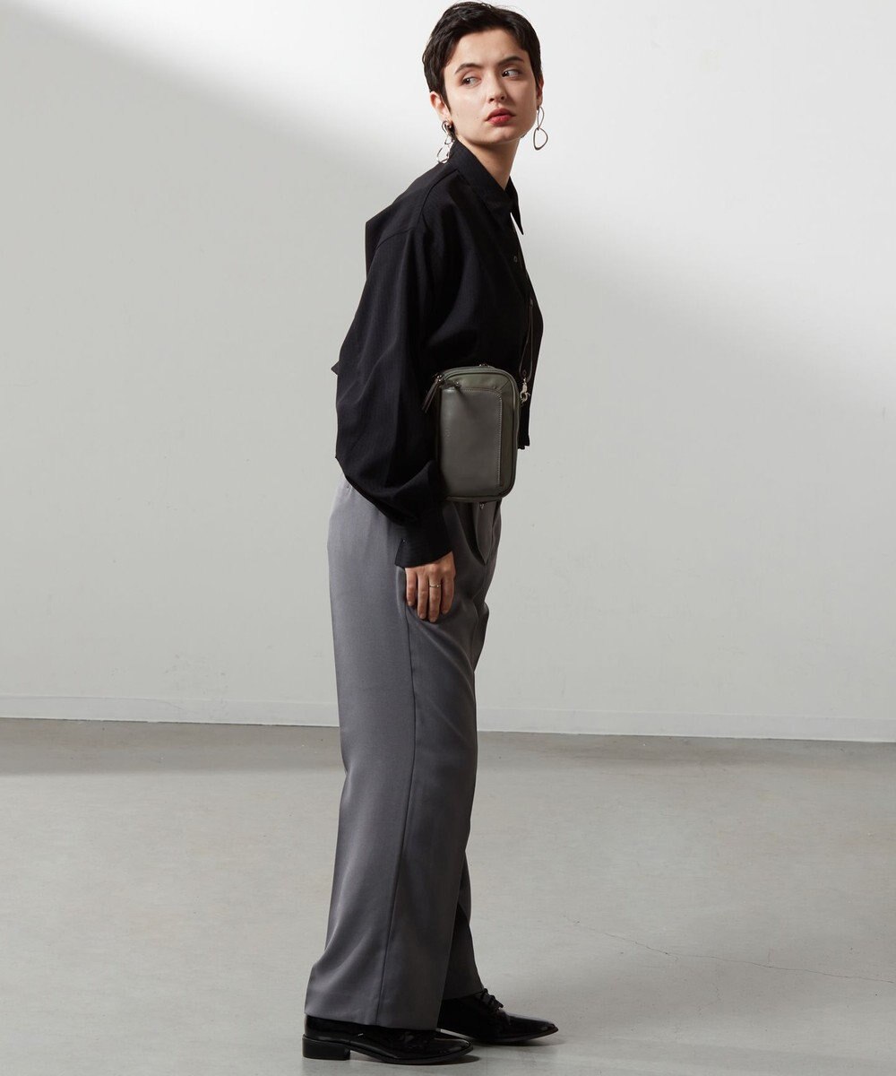 Y'SACCS ナイロン×リサイクルレザー　コンビマルチポシェット 