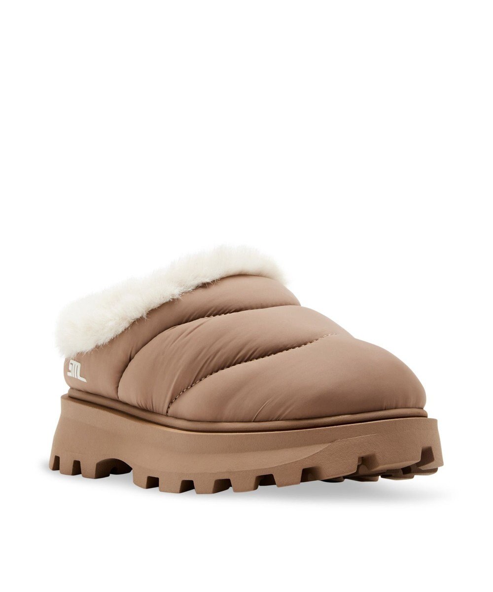 STEVE MADDEN FIRE PLACE 厚底キルティングファーシューズ 