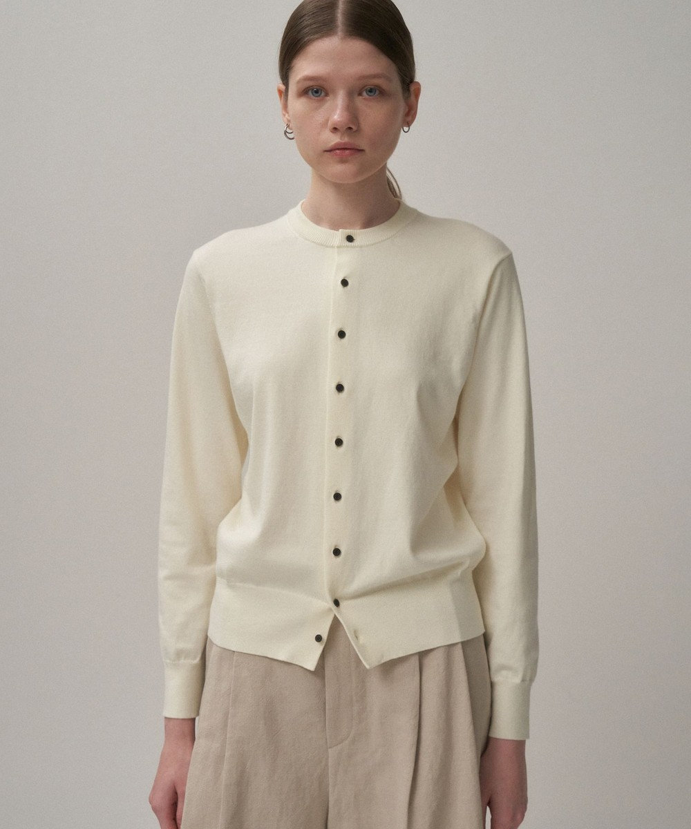 ATON FINE COMPACT COTTON | クルーネックカーディガン 