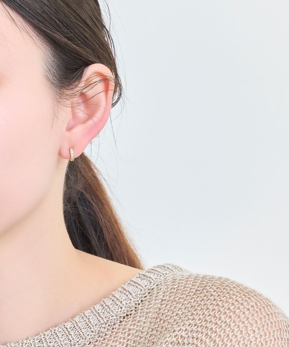 Phoebe 【数量限定】クロスネックレス&ビジューフートピアスセット/BOX&ショッパー付き 