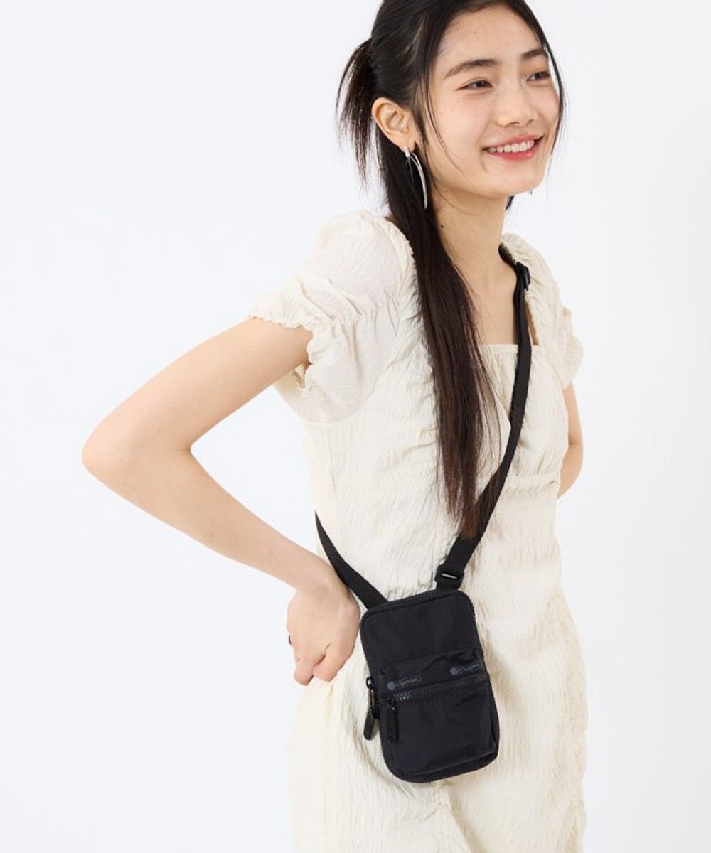 LeSportsac CARGO PHONE BAG/ブラックカーゴ 