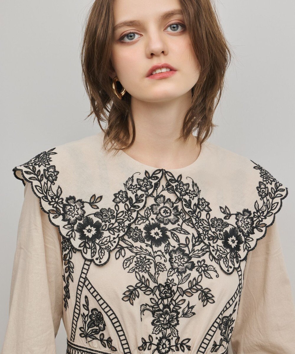 GRACE CONTINENTAL パターン刺繍ワンピース 