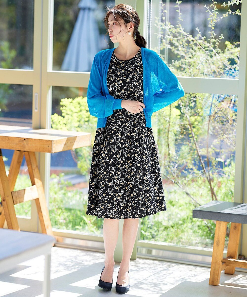 Tiaclasse 【洗える】大人華やかなノースリーブ花柄ワンピース 