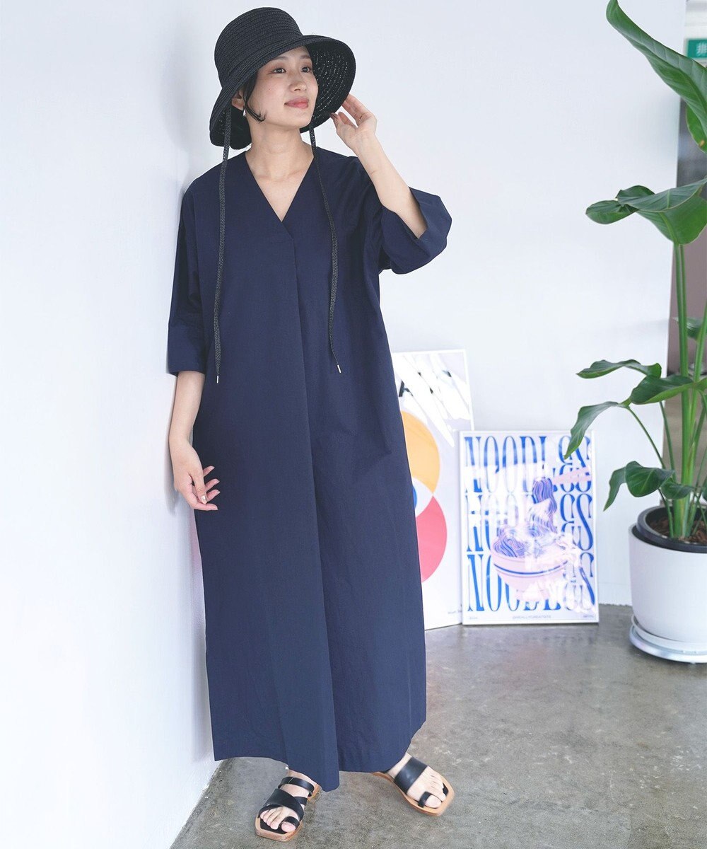 WHITE MAILS 【阿久津ゆりえコラボ】フロントタック Vネック ワンピース 