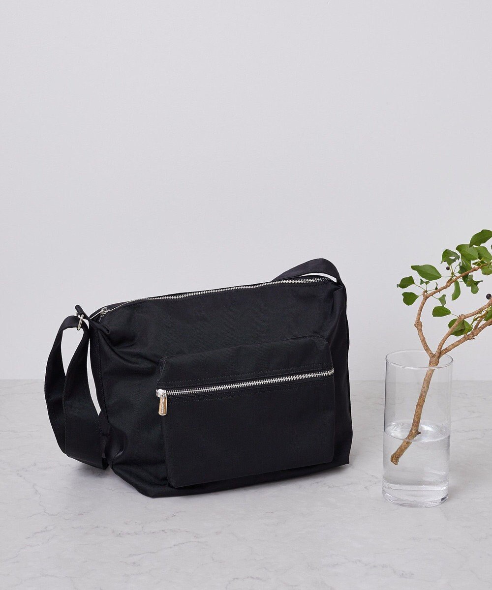 Maison de FLEUR ファスナーショルダーバッグ 