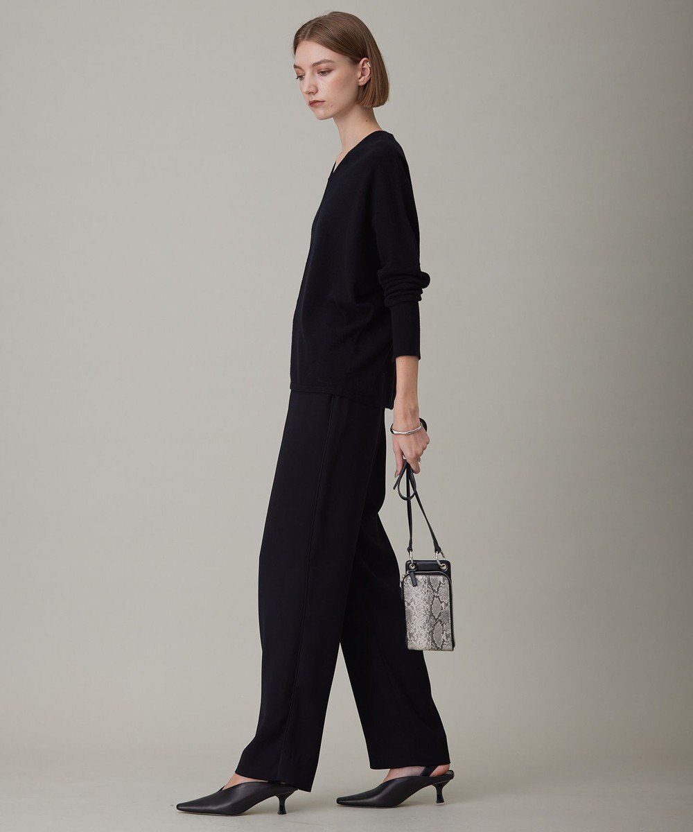 ICB 【洗える】ソフトウールハイゲージ Vネックプルオーバー 