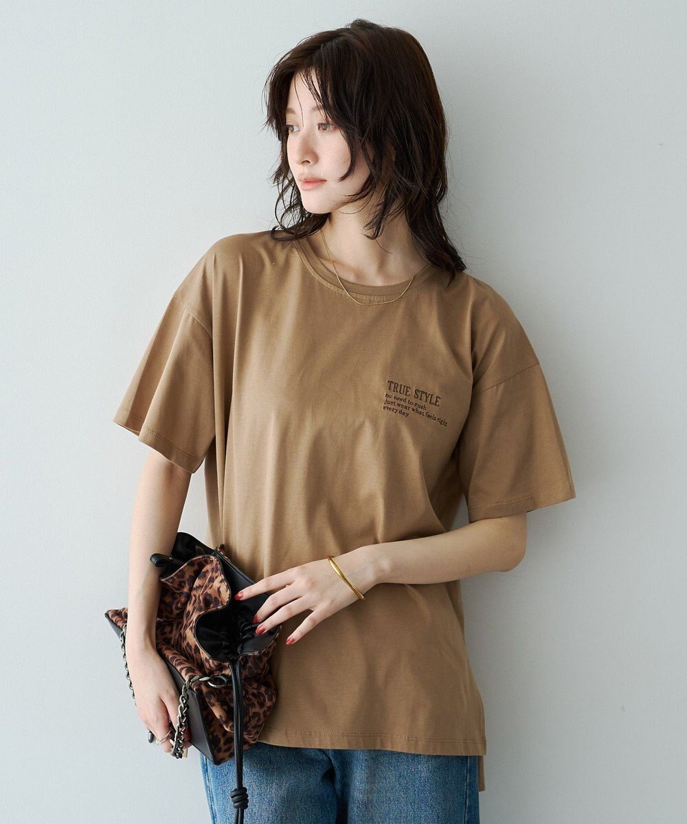 YECCA VECCA 刺繍ロゴTee 