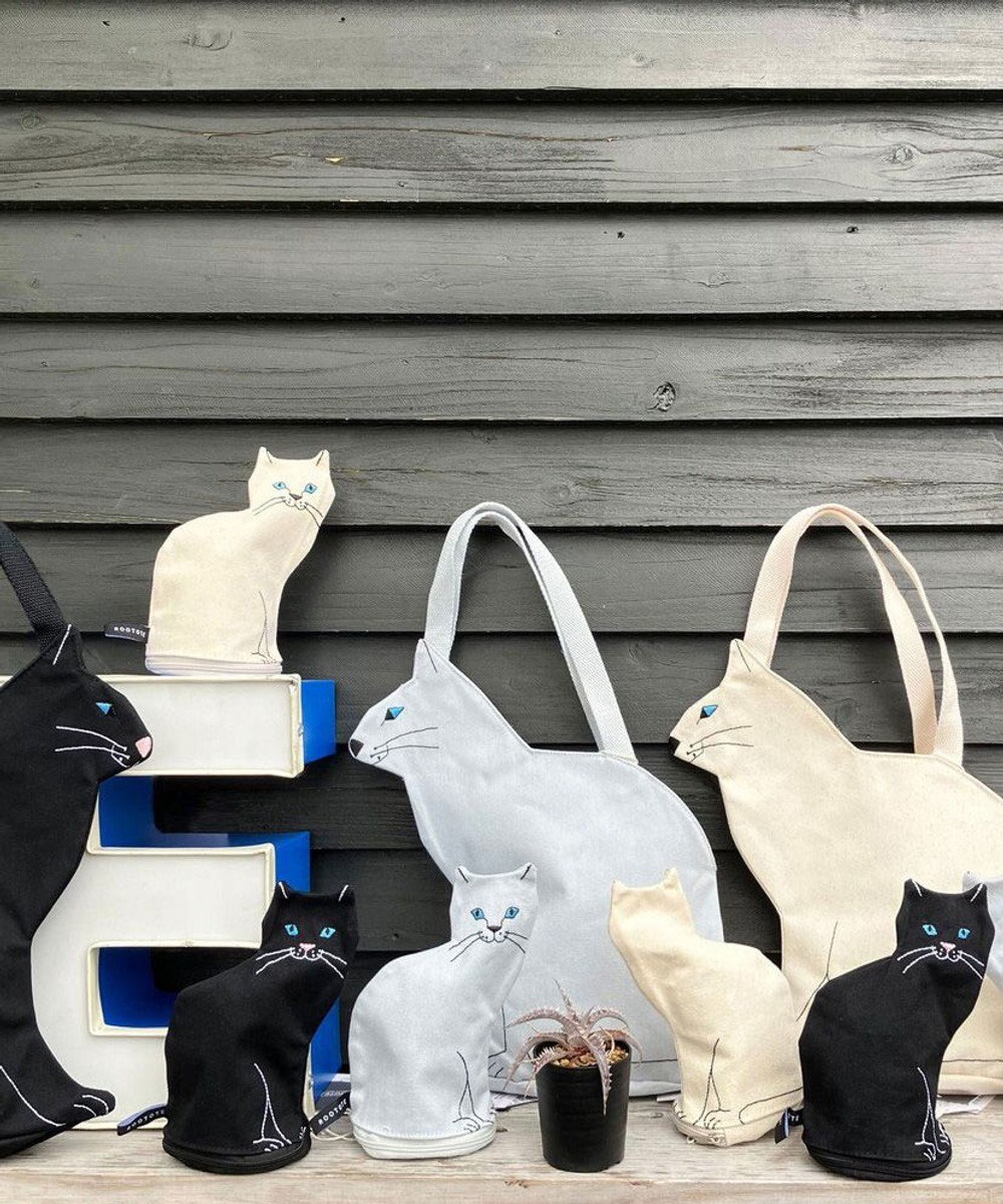 ROOTOTE 1117【ネコポーチ】EU.ウイズルー.オスワリネコ-A 