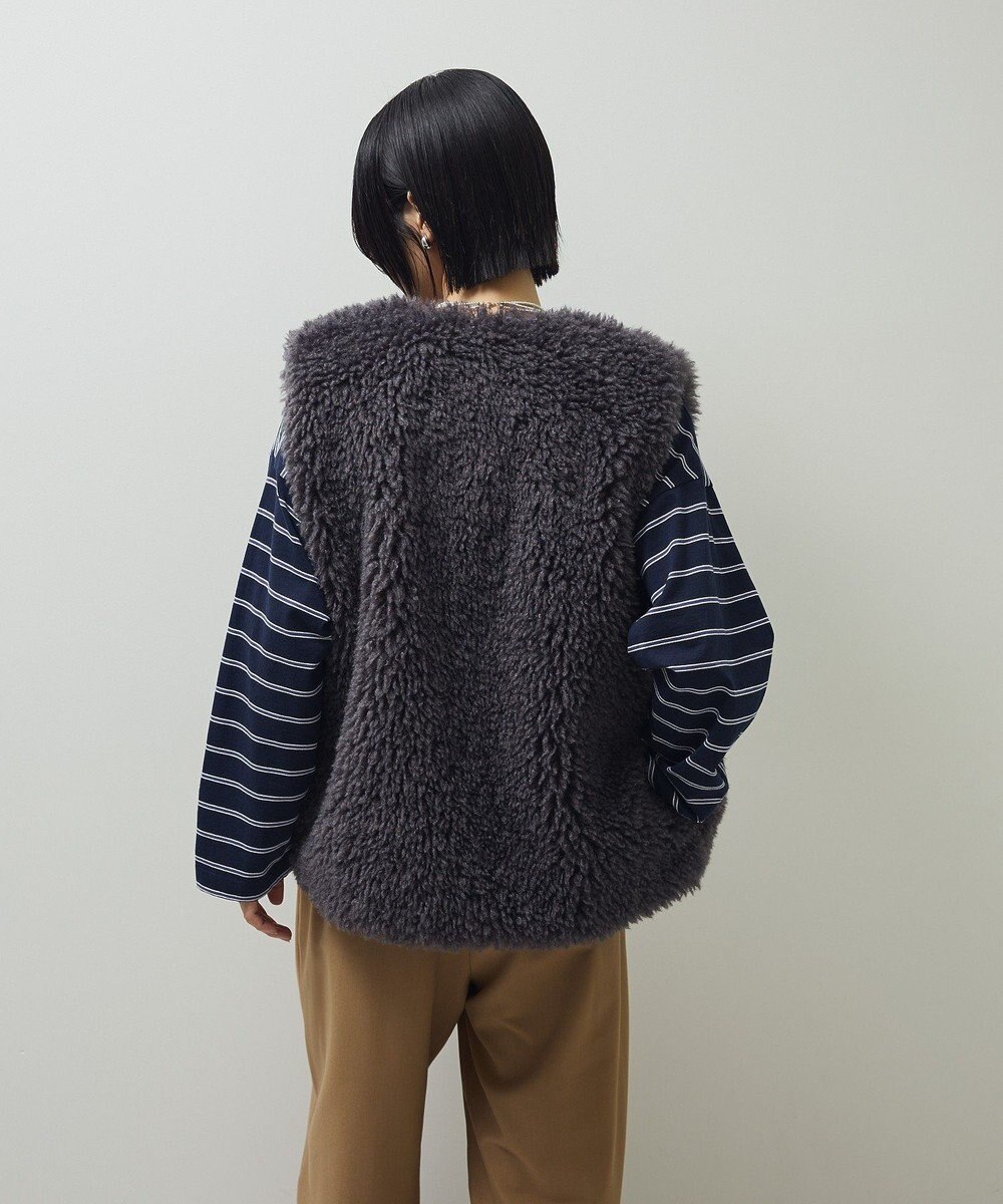 Green Parks ・ＥＬＥＮＣＡＲＥ　ＤＵＥ　シープファーロングベスト 