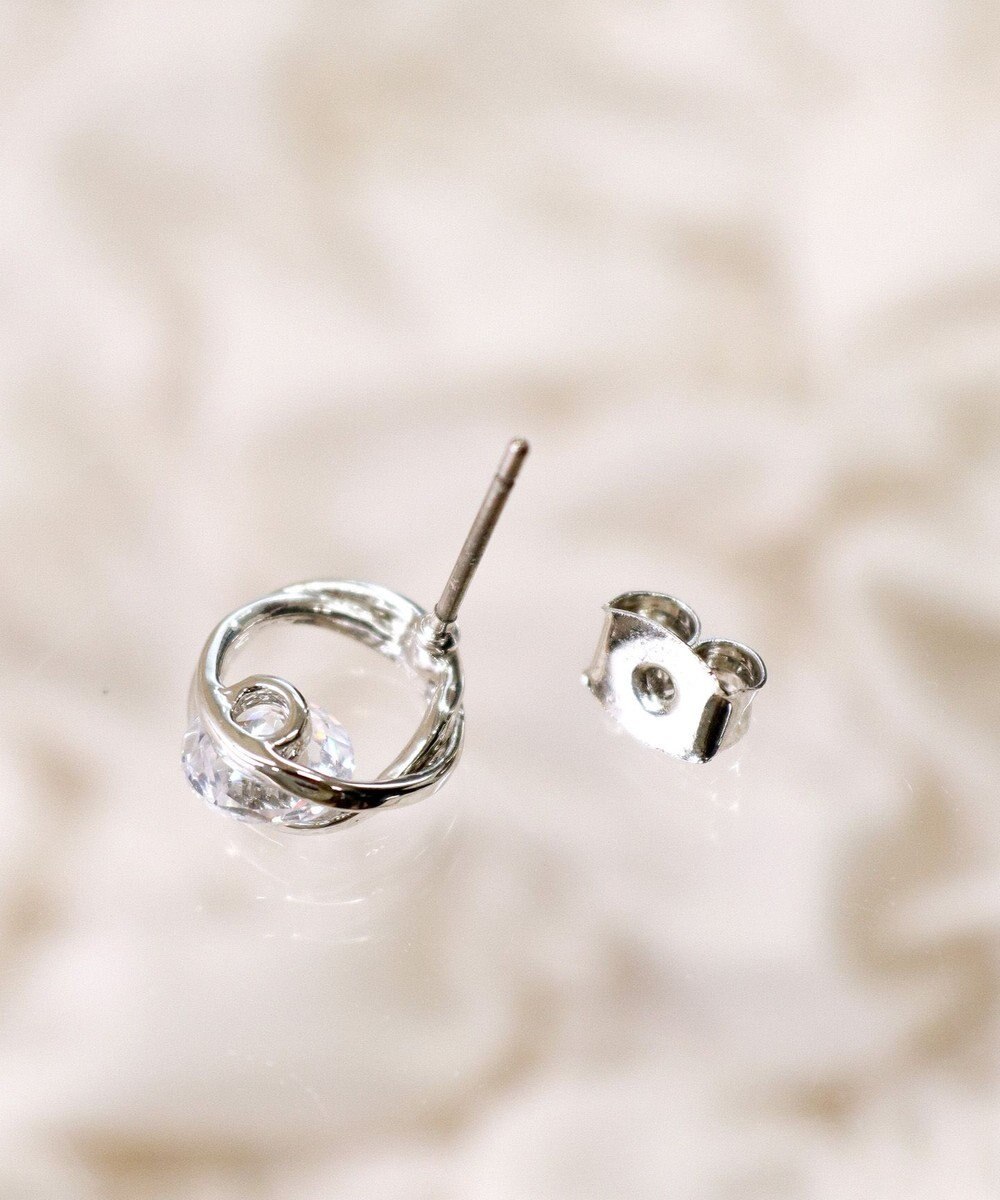 Tiaclasse 【金属アレルギー対応】ラウンドプットストーンピアス 