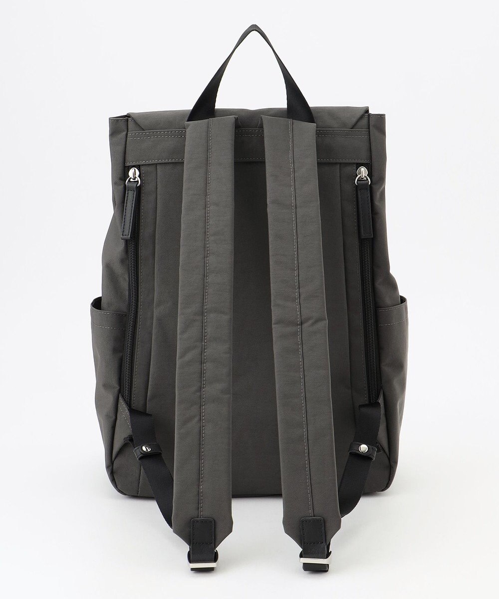 Y'SACCS 【ムック本掲載】クリンクルナイロン　ダブルポケットリュック 