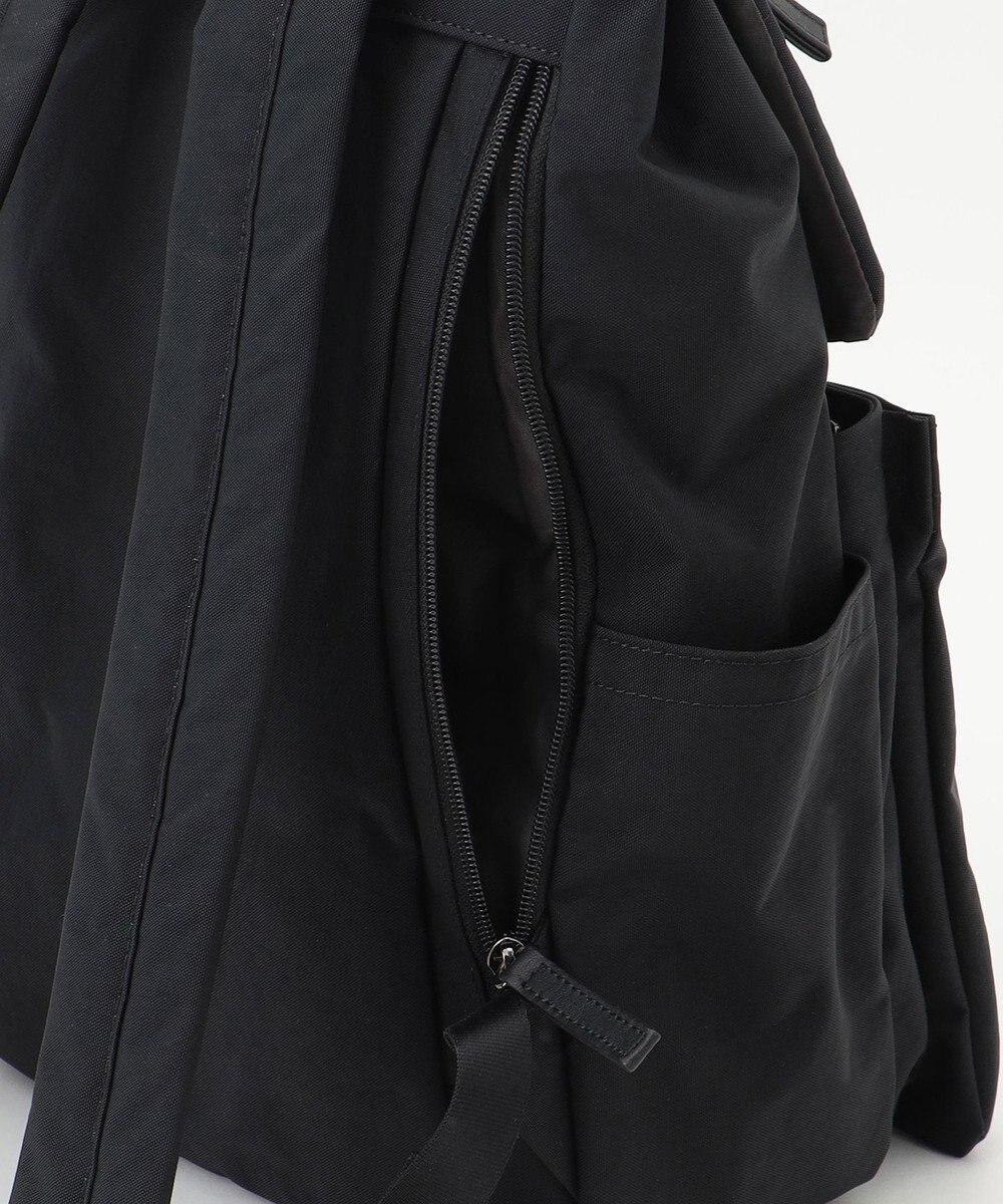 Y'SACCS 【ムック本掲載】クリンクルナイロン　ダブルポケットリュック 