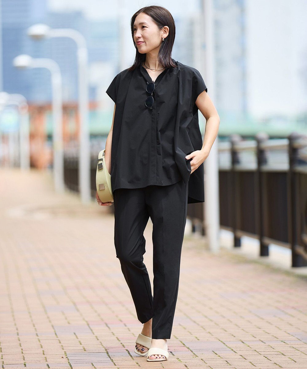 UNFILO FINE MOVE テーパードパンツ 