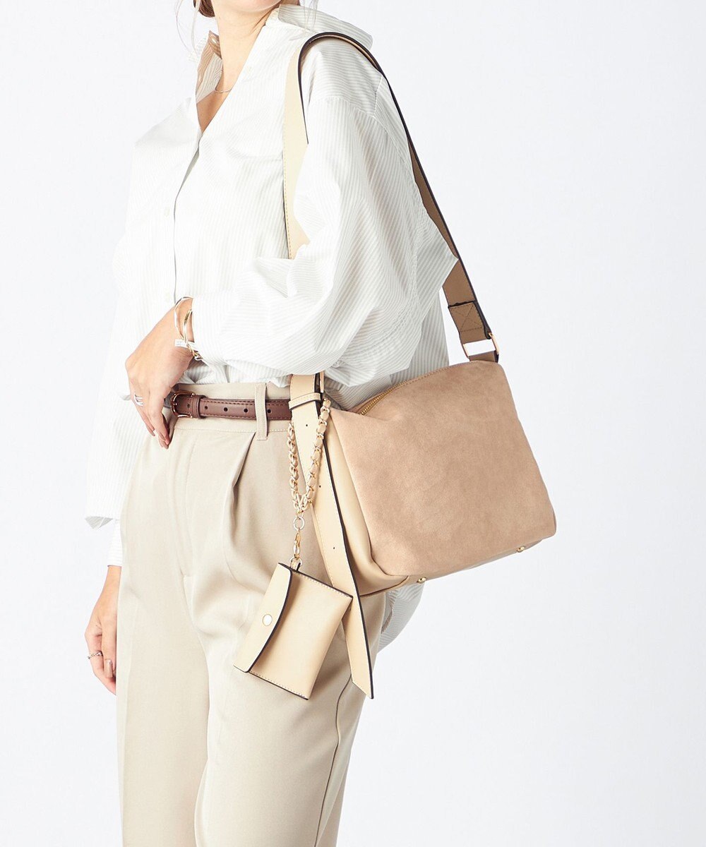 LA BAGAGERIE 【maison vert】 【チェーンチャーム・ミニポーチ付き】2WAYベルトワンショルダー 