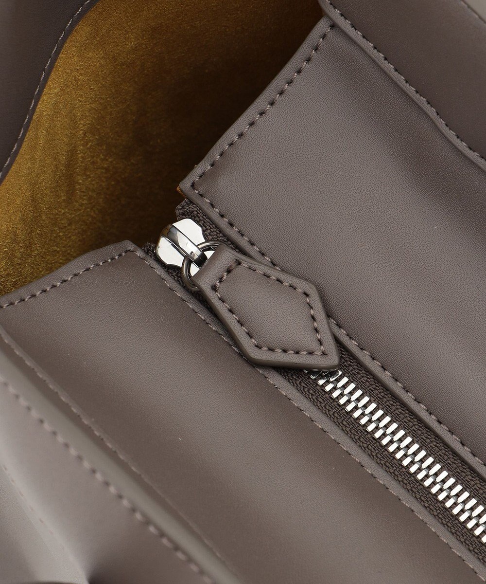 Y'SACCS リサイクルレザー　バインダーA4トートバッグ 