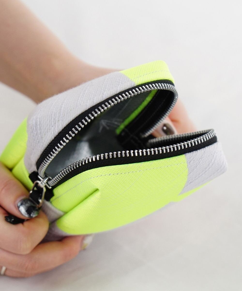 POLS SQUAREポーチ 