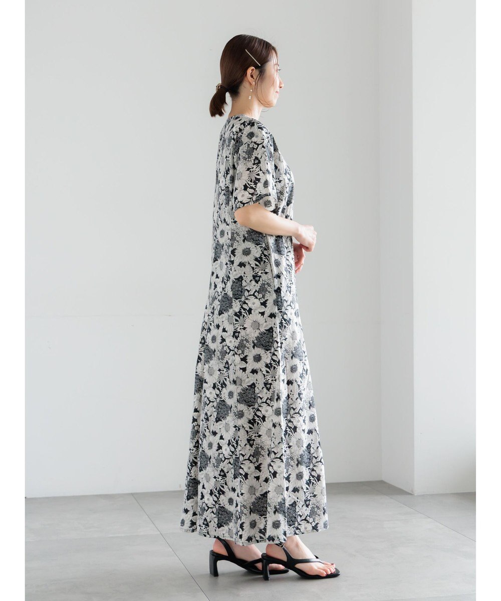 Te chichi 【LIBERTY FABRICS】Vネックフレアワンピース 