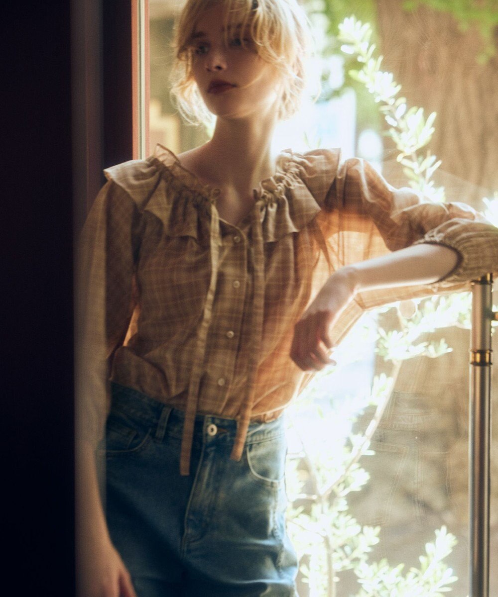 組曲 S ライトトロピカルロールネック ブラウス 