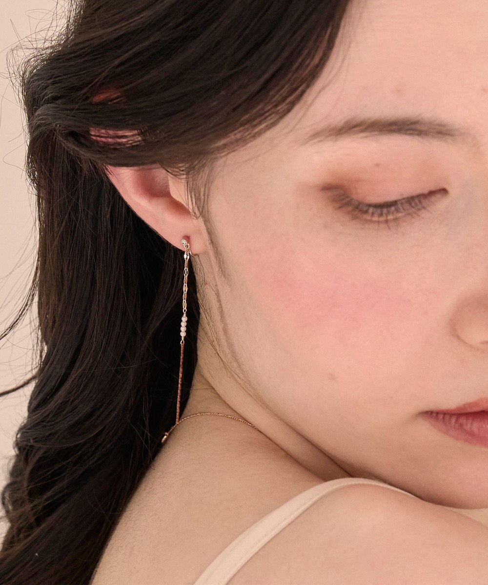 Phoebe 〈痛くないシリーズ/金属アレルギー対応〉ルミナスビジューライトフィットイヤリング 揺れる/パール 