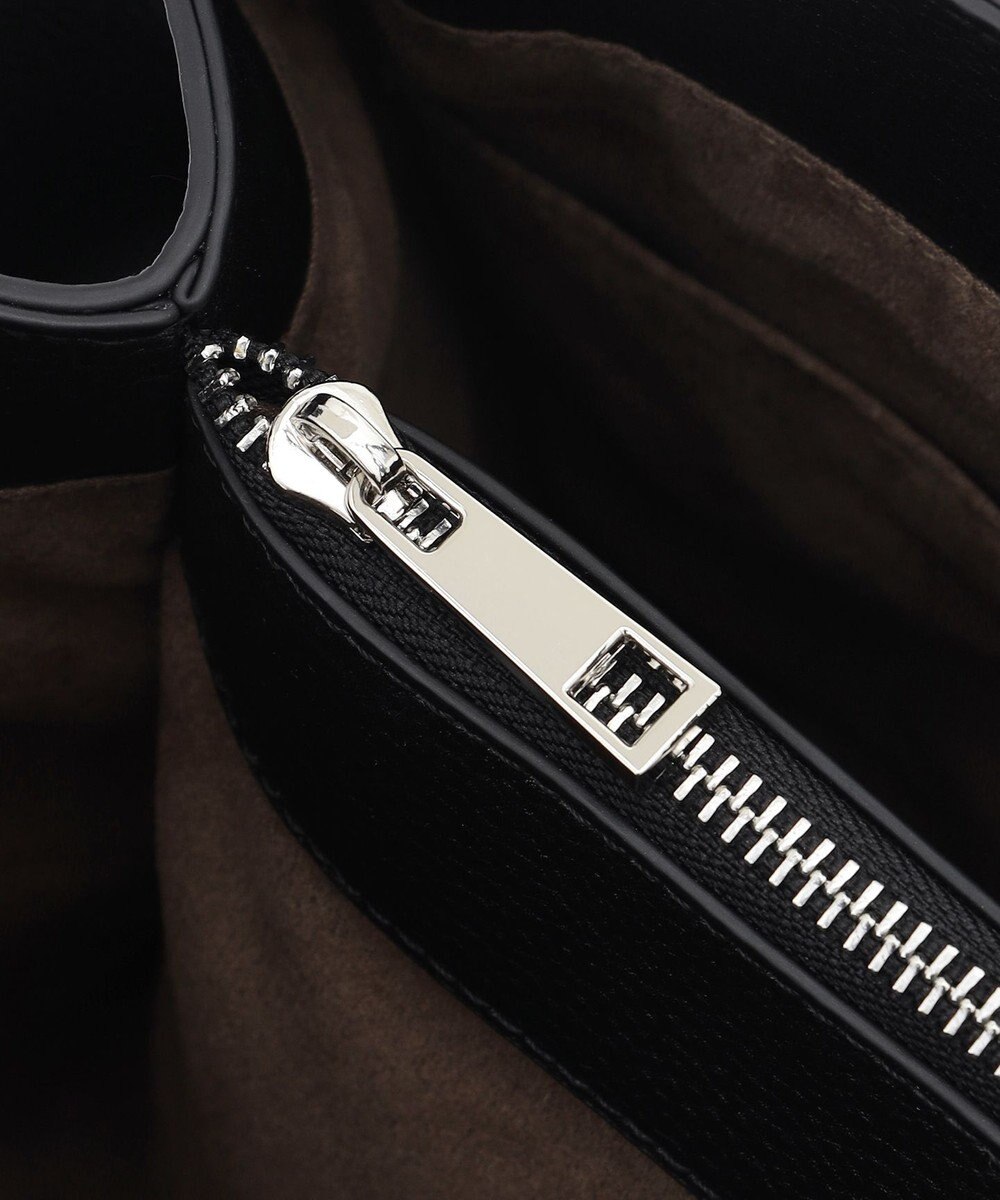 ICB 【先行予約・A4サイズ収納可】ラウンドボストントート 