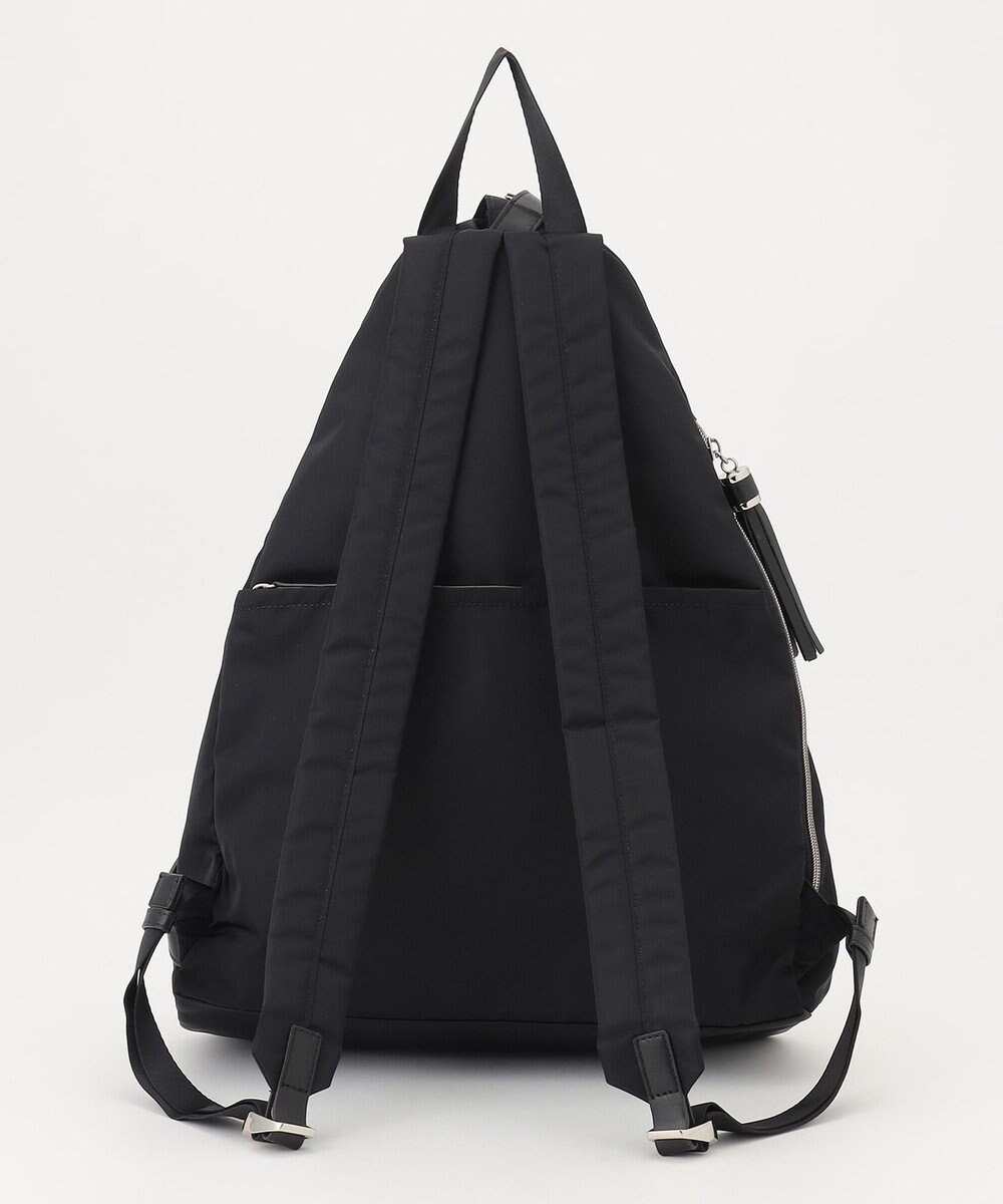 LA BAGAGERIE トライアングルリュックサック 