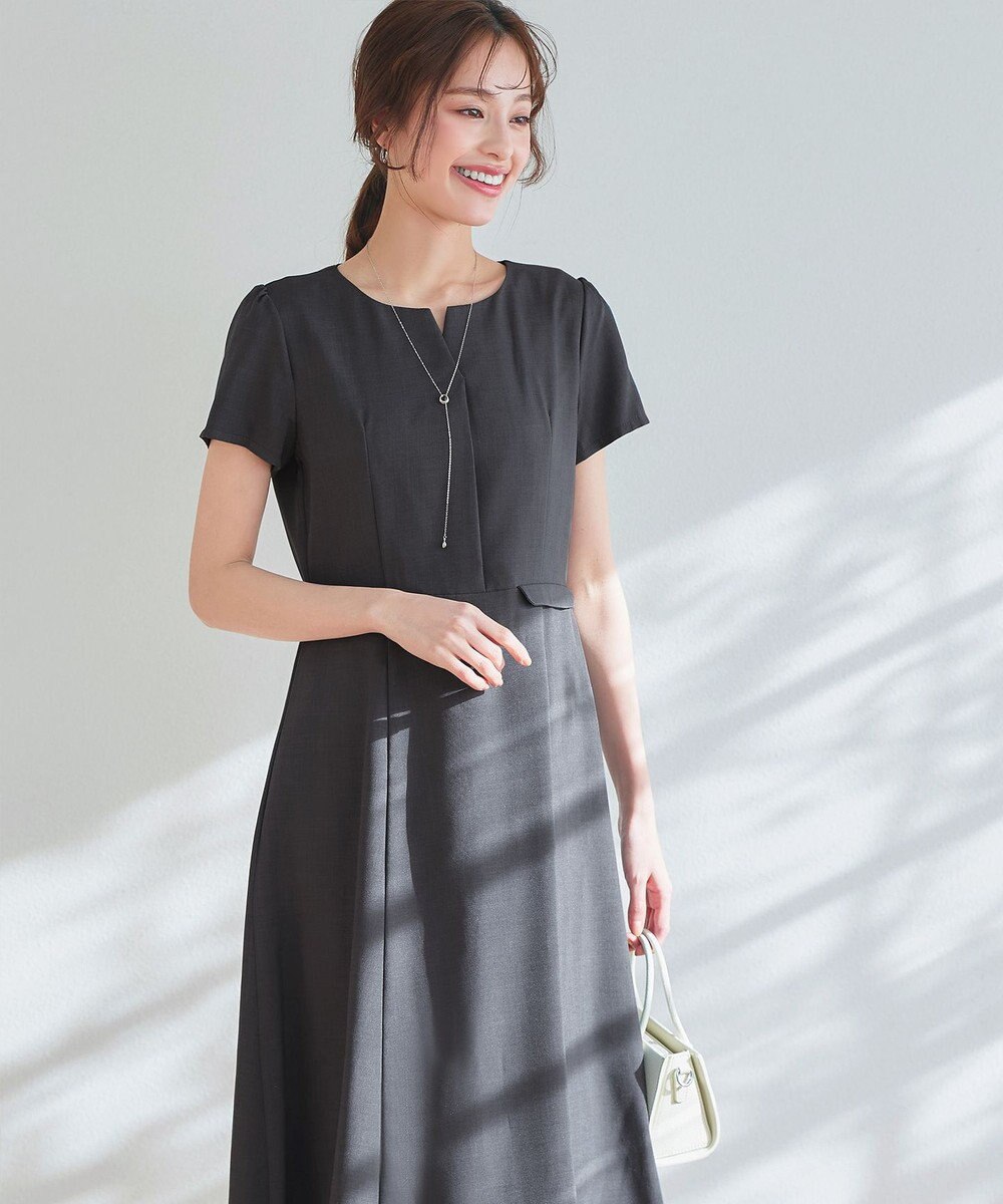 Tiaclasse 【小倉優子さん着用・洗える】フラップ付きミディアム丈フレアワンピース 