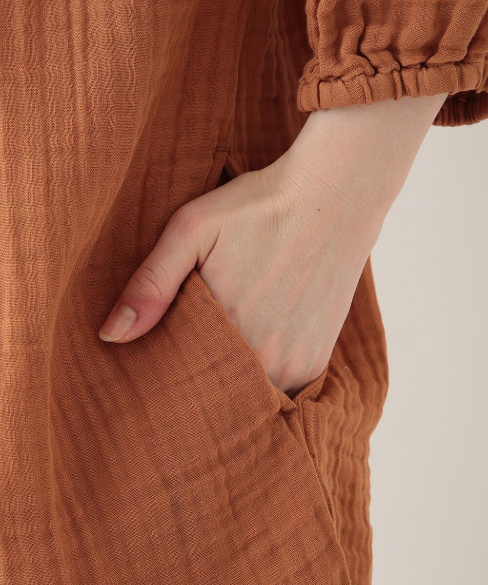 UCHINO クレープガーゼ　前あきギャザーワンピース 