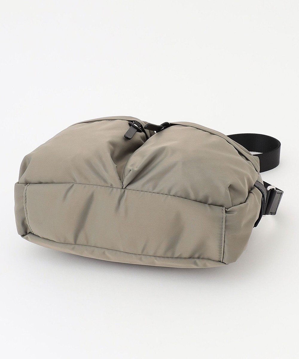 Y'SACCS ダブルポケットベーシックショルダー 