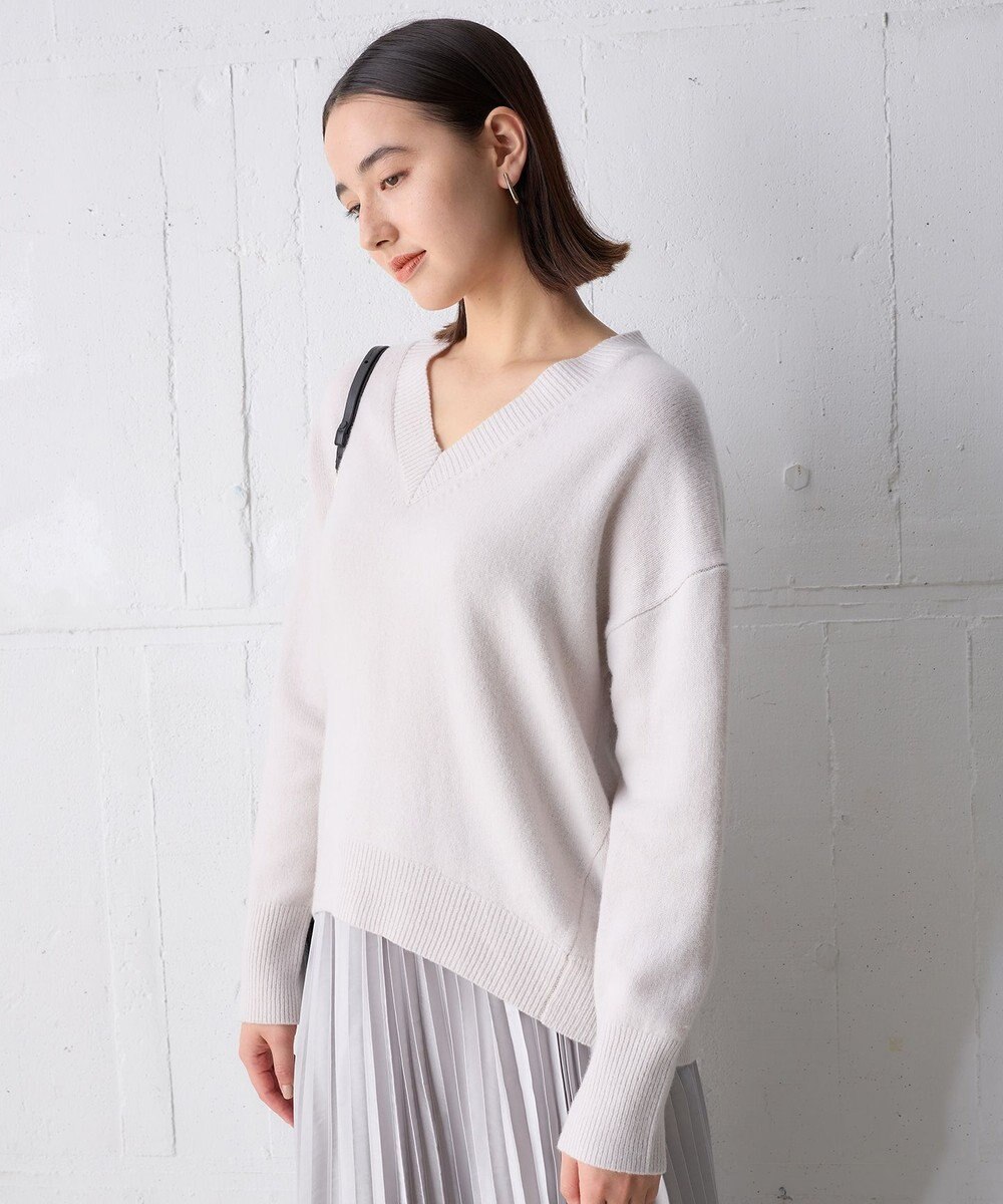 UNFILO ウールカシミヤ Vネックニット 