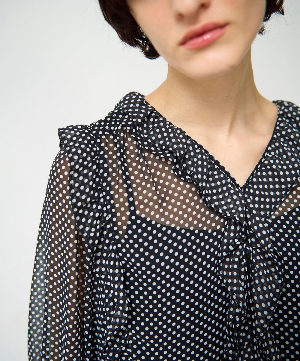 GRACE CONTINENTAL ドットラッフルブラウス 