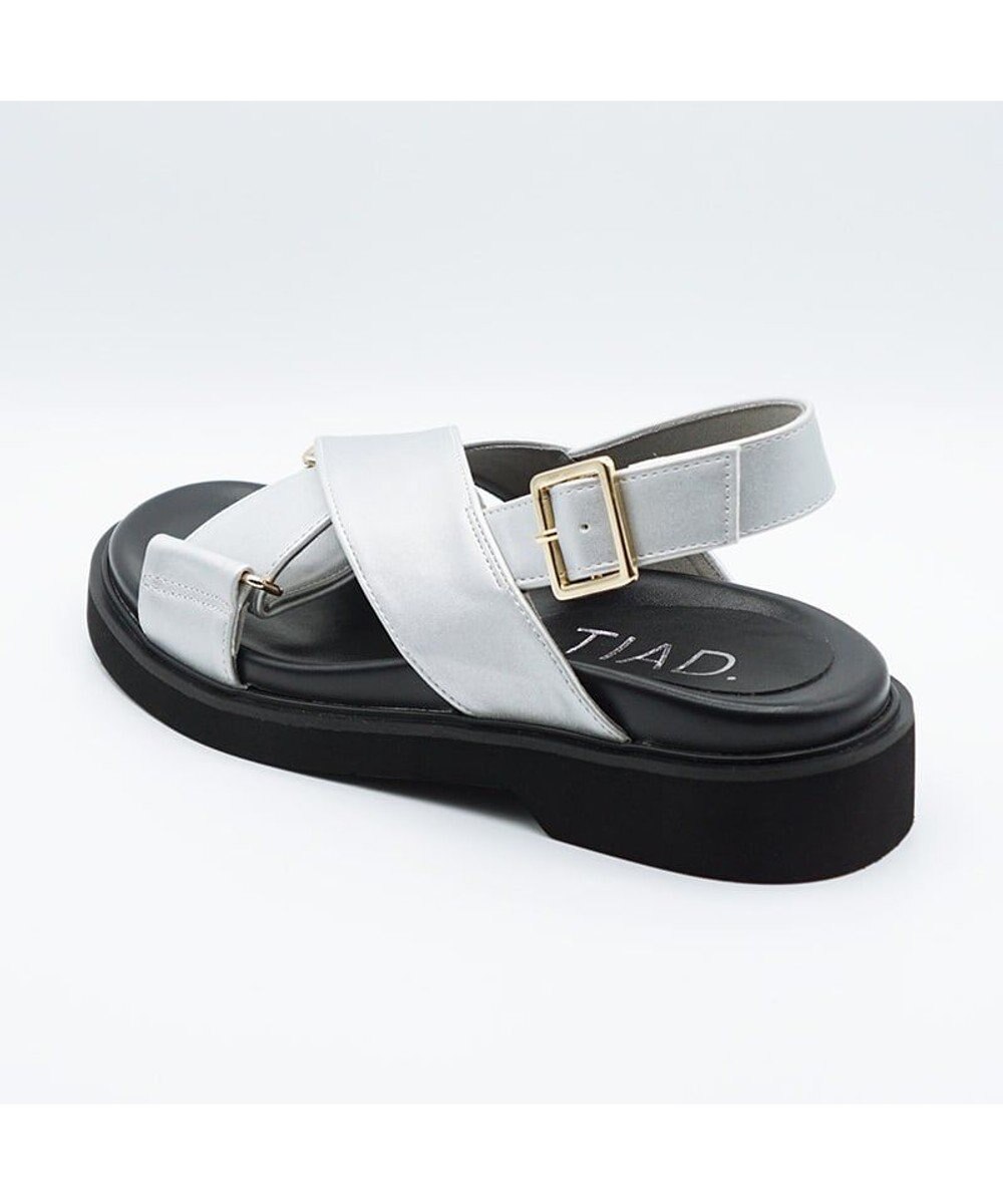 APOM クロスストラップサンダル 