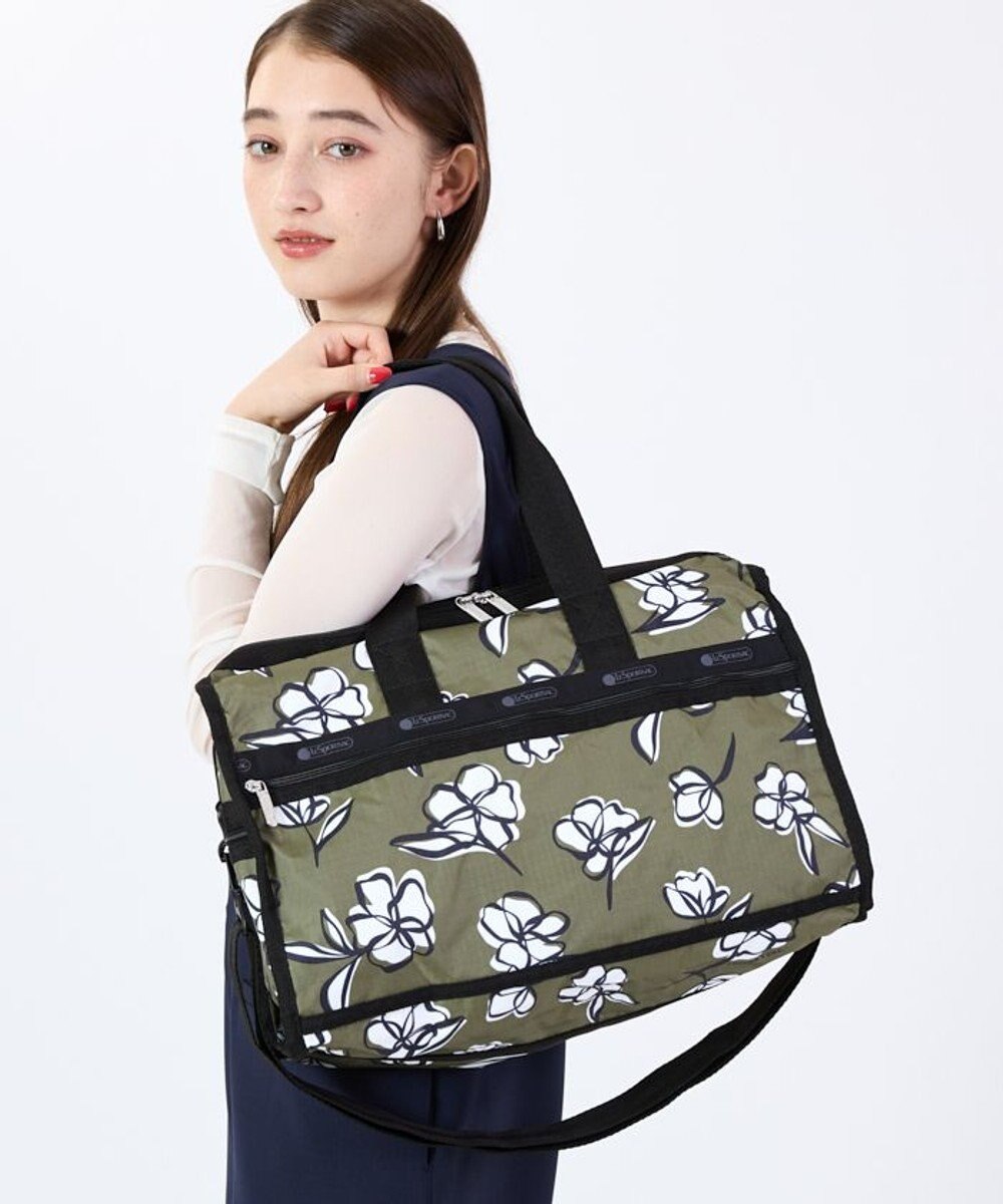 LeSportsac DELUXE MED WEEKENDER/オリーブフローラルシルエット 