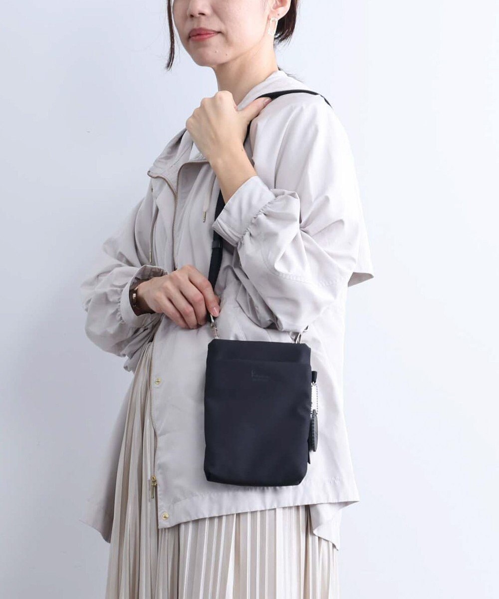 ACE BAGS & LUGGAGE Kanana project collection DYLサリール2 スマホショルダー  35950 カナナ プロジェクト 