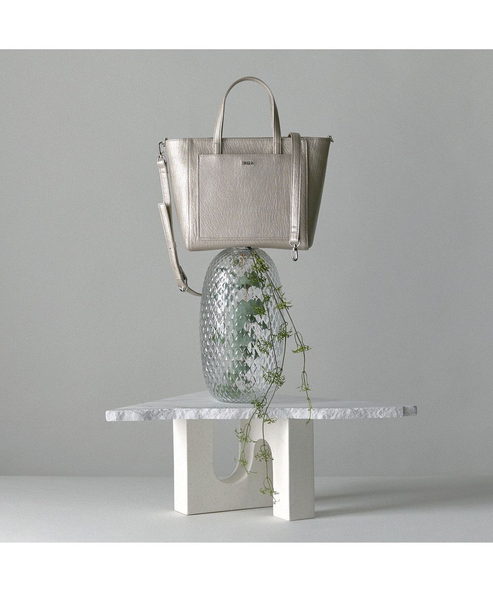 IBIZA レルシール　やぎ革　ショルダーバッグ 