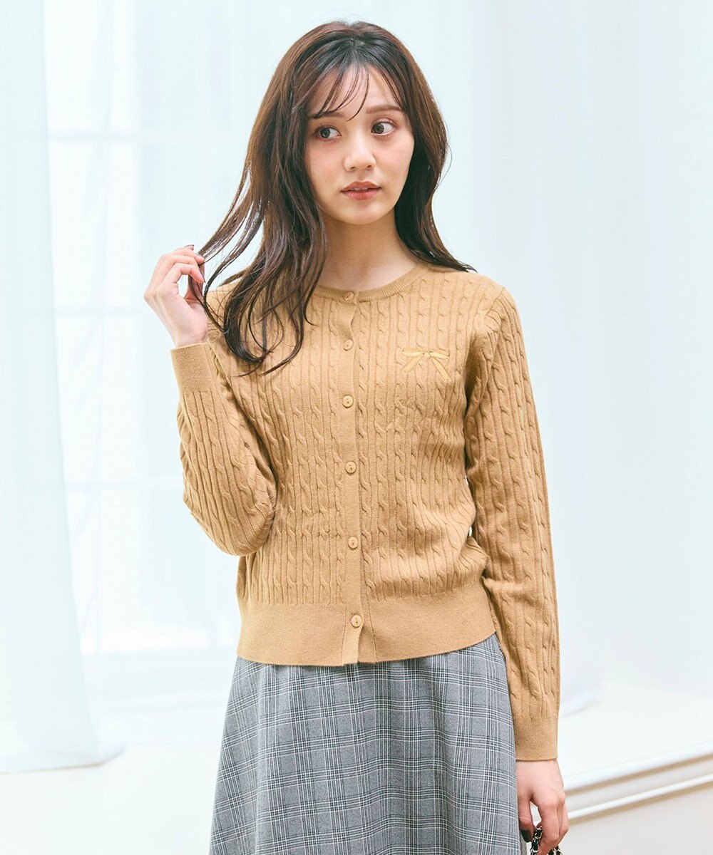 Feroux ケーブル編み×リボン刺繍 ニット カーディガン 