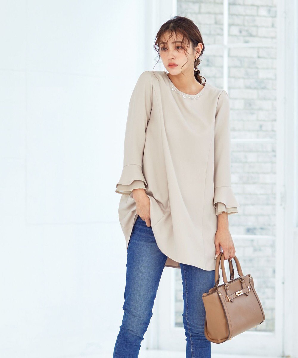 Tiaclasse 【洗える】ビジュー付きフレア袖チュニックブラウス 