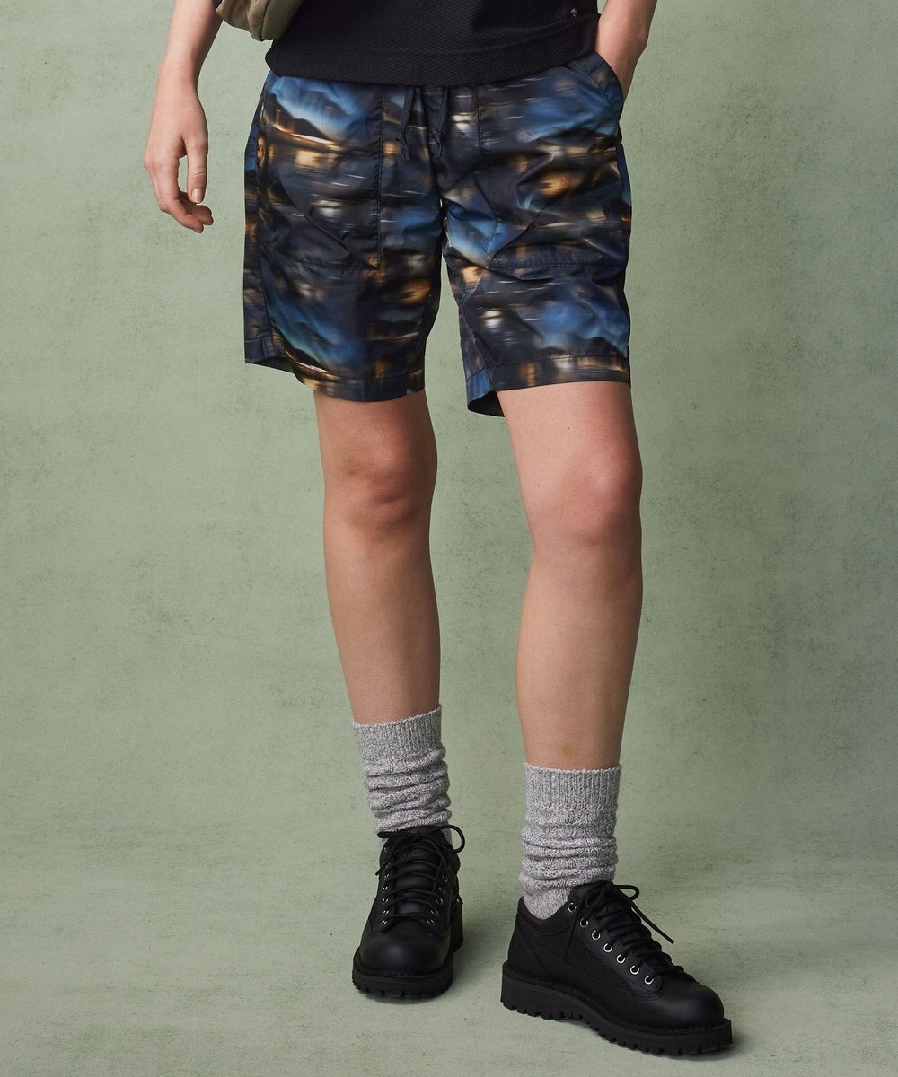 JOSEPH ABBOUD MOUNTAIN 【イタリア素材/軽量/撥水】X-CLIPPER夜景プリント ショーツ 