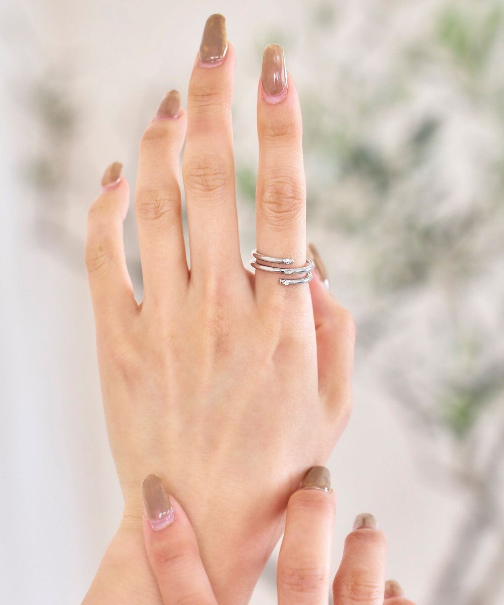 Tiaclasse ポイントストーンリング 