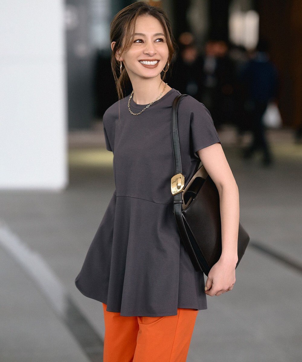 UNFILO FINE MOVE テーパードパンツ 