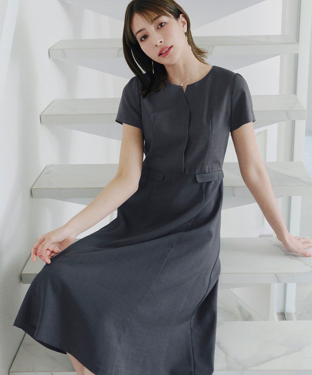 Tiaclasse 【小倉優子さん着用・洗える】フラップ付きミディアム丈フレアワンピース 
