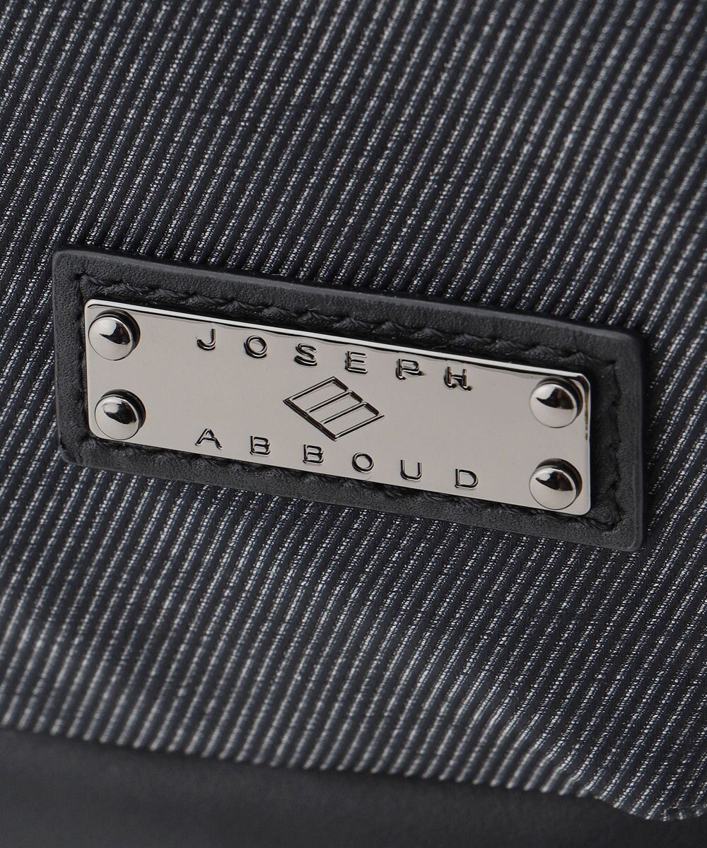 JOSEPH ABBOUD 【軽量/コンパクト】インターレースカルゼ ボディーバッグ 