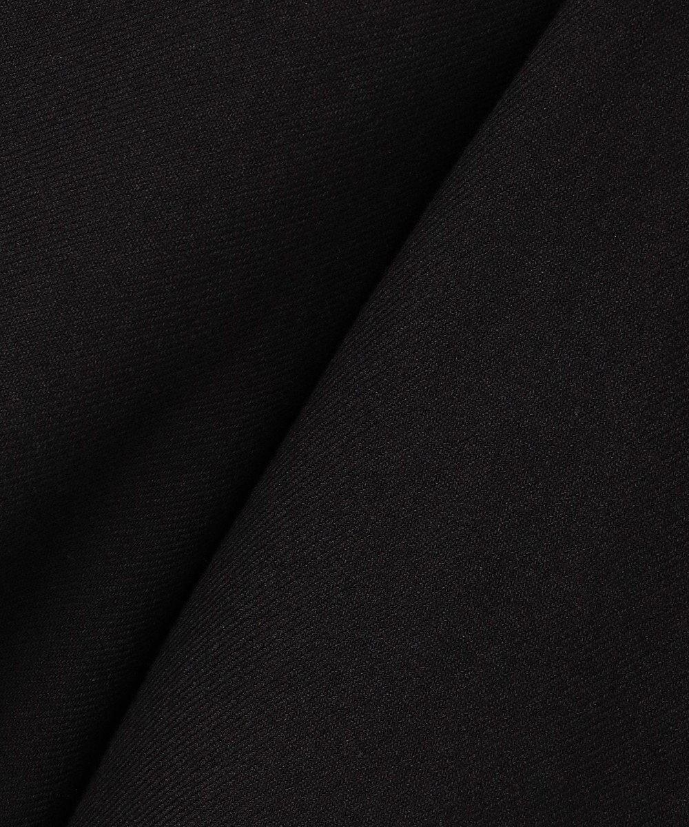 BEIGE， MARC / ショートパンツ 