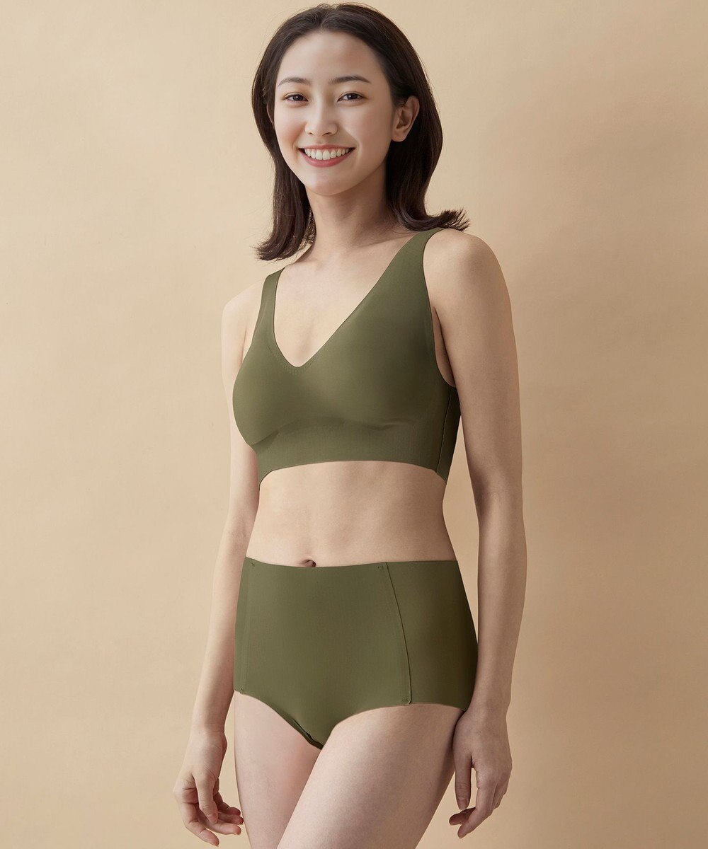 WACOAL 【GOCOCi ゴコチ】 ノンワイヤーブラ まるでつけていないような着ごこち 上向きで立体的なバストシルエット ブラトップ ハーフトップ レディース CGG536 /ワコール 