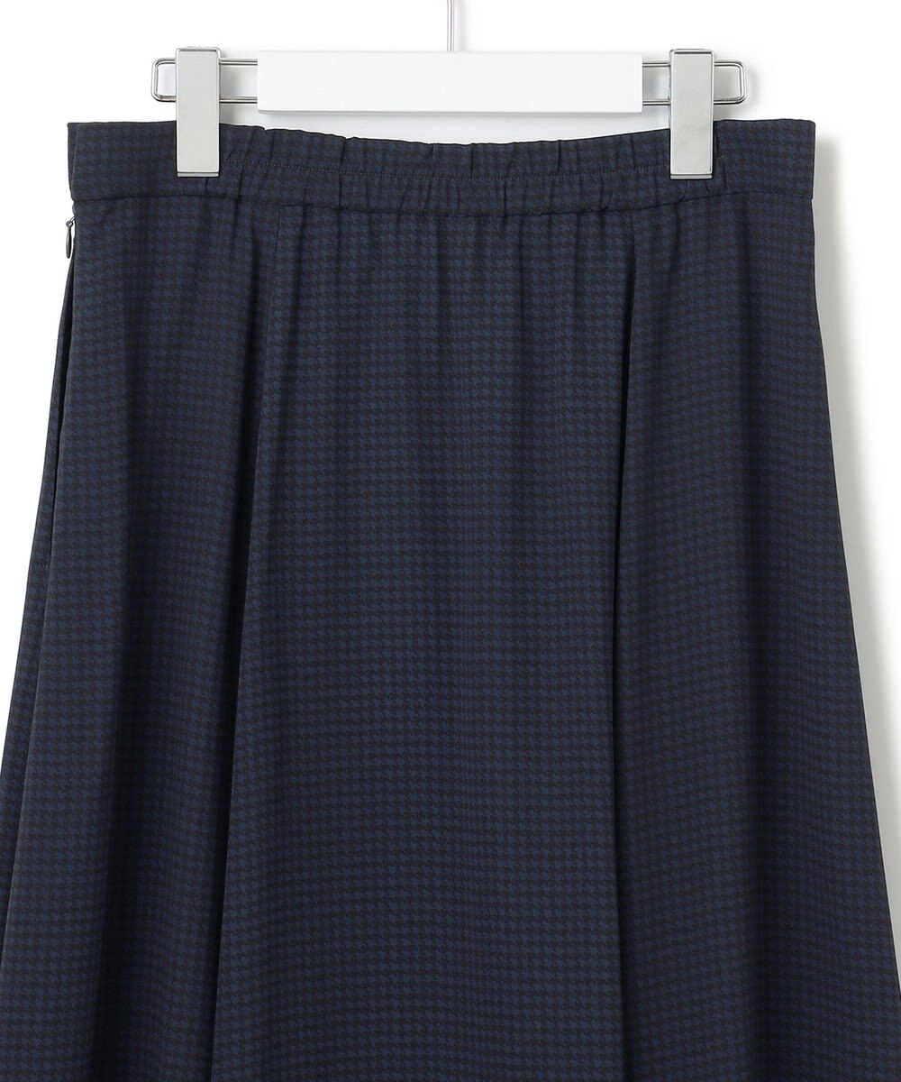 23区 【洗える】バックサテンアムンゼン千鳥プリント スカート 