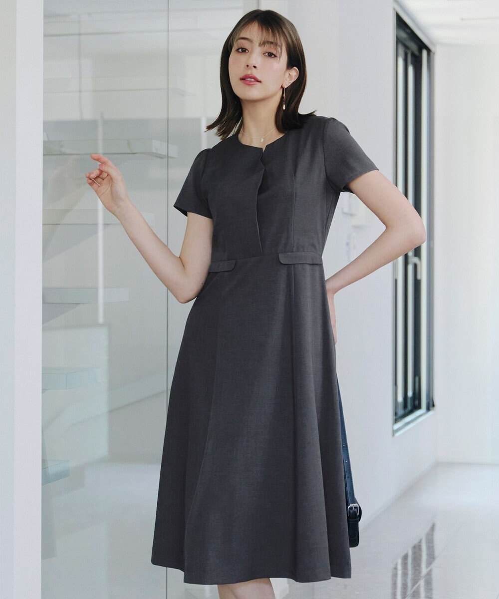 Tiaclasse 【小倉優子さん着用・洗える】フラップ付きミディアム丈フレアワンピース 